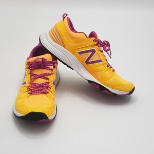 NEW BALANCE WX AGLIA ATHLETIC SHOES